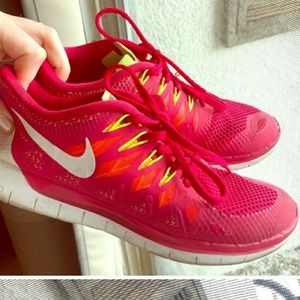 🔱♥⏩✔ Nike running sneakers